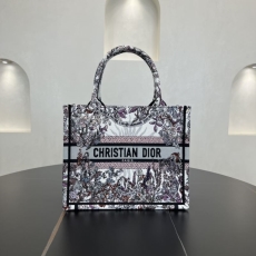 Christian Dior Shopping Bags